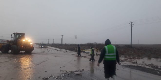 شهردار تایباد: باران سیل آسا باعث بسته شدن خیابانهای اصلی شهر تایباد شد.