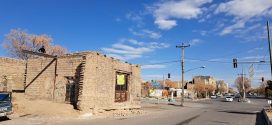 تخریب ملک خطرساز واقع در چهار راه خرمشهر بعد از۳۰ سال در راستای زیبا سازی منظر شهری